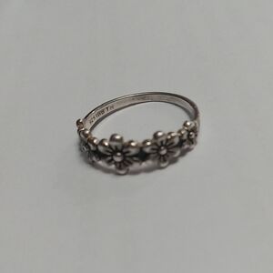 Floral Sterling Silver Ring